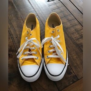 Chuck Taylor Converse All Star bright yellow sneakers NEW mens 8 / women’s 10